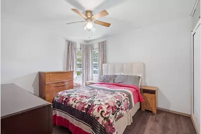 7902 Bertram Avenue, Hammond, IN 46324 - Photo 10