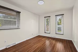 1935 Kennedy Ave, Schererville, IN 46375 - Photo 14