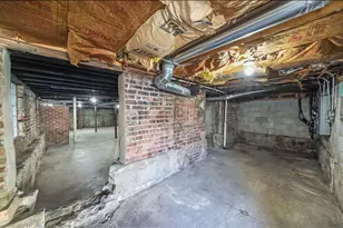 1639 Cleveland Ave, Whiting, IN 46394 - Photo 24