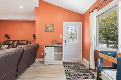 1639 Cleveland Avenue, Whiting, IN 46394 - Photo 6