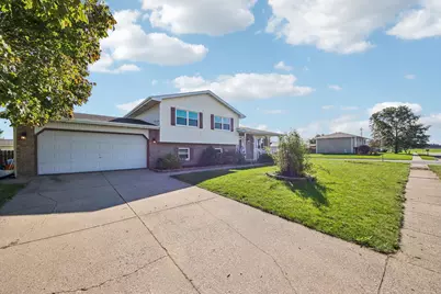 3219 Sarah Street, Portage, IN 46368 - Photo 2