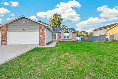 1138 S Delaware Street, Hobart, IN 46342 - Photo 6