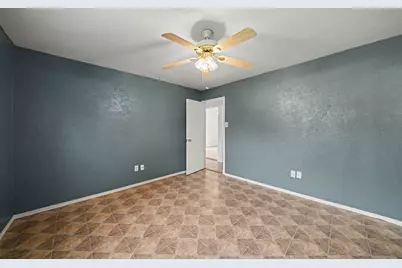 774-1 Devonshire Road, Valparaiso, IN 46385 - Photo 10