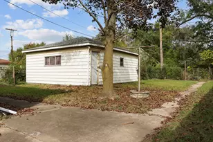 1676 W 13th Ave, Gary, IN 46404 - Photo 12