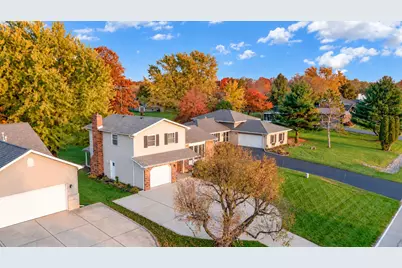 2477 E Lakeshore Drive, Crown Point, IN 46307 - Photo 4