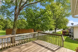 2328 Deerpath Dr W, Schererville, IN 46375 - Photo 20