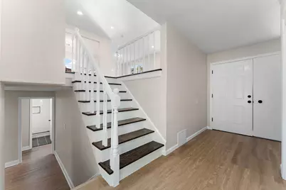 1710 W 53rd Avenue, Merrillville, IN 46410 - Photo 2