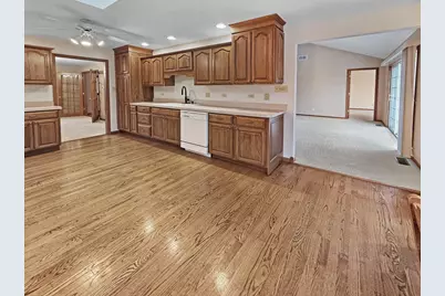 3153 Hoffman Court, Dyer, IN 46311 - Photo 6