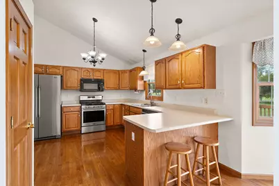 922 Plantation Road, Valparaiso, IN 46385 - Photo 12
