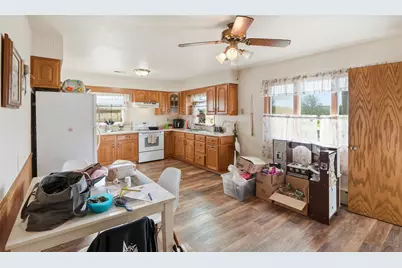 8109 W 101st Avenue, Saint John, IN 46373 - Photo 6