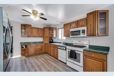 7585 Wright Street, Merrillville, IN 46410 - Photo 12