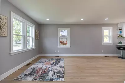 7359 Parrish Avenue, Hammond, IN 46323 - Photo 14