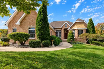 2702 Hogan Avenue, La Porte, IN 46350 - Photo 2