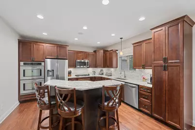 421 W Sandhurst Drive, Valparaiso, IN 46385 - Photo 14