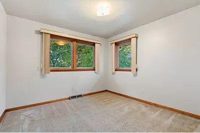 8112 Euclid Avenue, Munster, IN 46321 - Photo 14