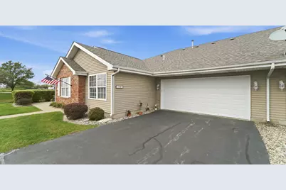 1044 N Woodlawn Avenue, Griffith, IN 46319 - Photo 2