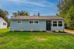2429 Marshalltown Ln, Gary, IN 46407 - Photo 1