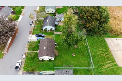 513 Roberts Street, La Porte, IN 46350 - Photo 24