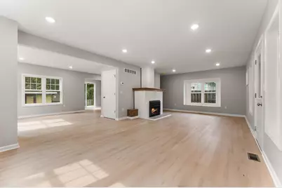 104 Williams Avenue, La Porte, IN 46350 - Photo 4