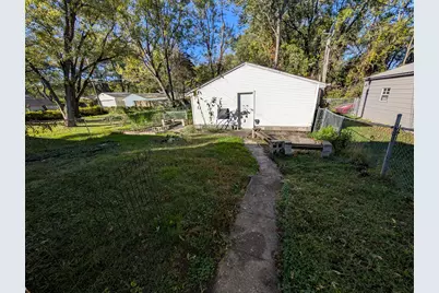 3840 Missouri Street, Hobart, IN 46342 - Photo 14