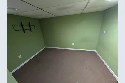 3840 Missouri Street, Hobart, IN 46342 - Photo 10
