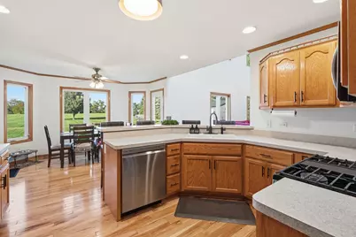 149 W 200 S, Valparaiso, IN 46385 - Photo 12
