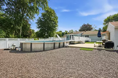 10624 Bailey Street, Saint John, IN 46373 - Photo 22