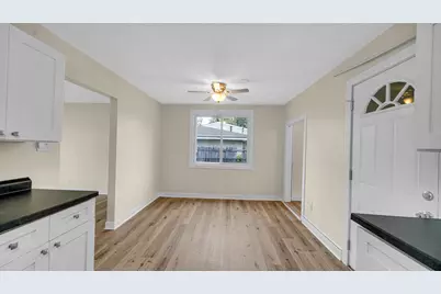 7807 Walnut, Hammond, IN 46324 - Photo 6