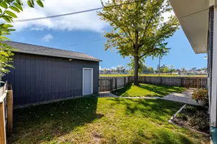 201 Thurman Ave, Michigan City, IN 46360 - Photo 44