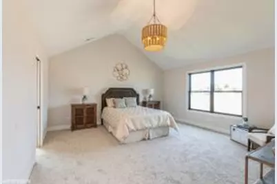 1317 W 77th Place, Merrillville, IN 46410 - Photo 14