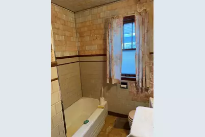 5121 Reading Avenue, East Chicago, IN 46312 - Photo 4
