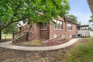 6833 Rosewood Ave, Hammond, IN 46324 - Photo 1