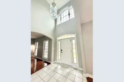 1457 Diamond Boulevard, Valparaiso, IN 46385 - Photo 6