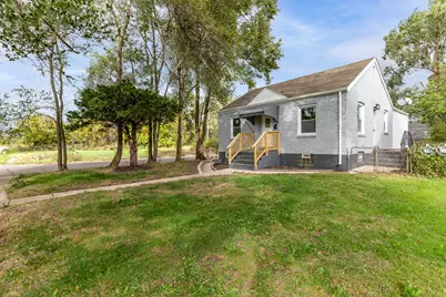 2301 Delaware Street, Gary, IN 46407 - Photo 2