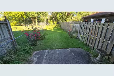 723 Wellington Drive, Dyer, IN 46311 - Photo 18