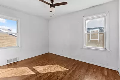 5507 Wegg Avenue, East Chicago, IN 46312 - Photo 10
