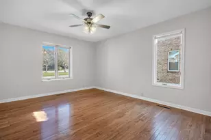 3519 Bob White Cir, Valparaiso, IN 46383 - Photo 16