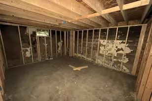 412 Broadway St, Michigan City, IN 46360 - Photo 30