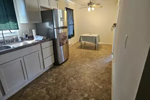 1123 N Wood St, Griffith, IN 46319 - Photo 8