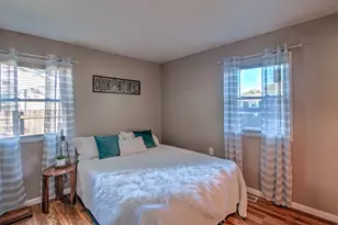766 Devonshire Rd, Valparaiso, IN 46385 - Photo 18