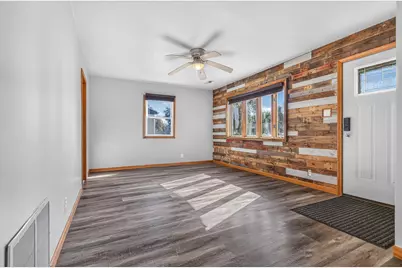 205 E 9th Street, La Porte, IN 46350 - Photo 2