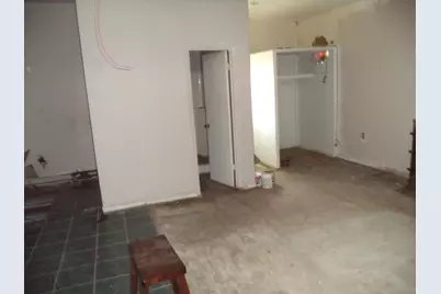 401 E Chicago Avenue, East Chicago, IN 46312 - Photo 10