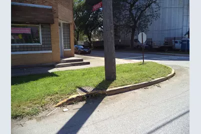 401 E Chicago Avenue, East Chicago, IN 46312 - Photo 2