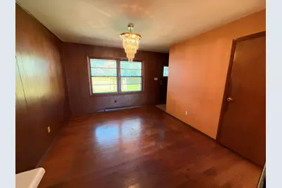720 W 52nd Place, Gary, IN 46410 - Photo 6