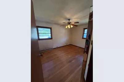 720 W 52nd Place, Gary, IN 46410 - Photo 8