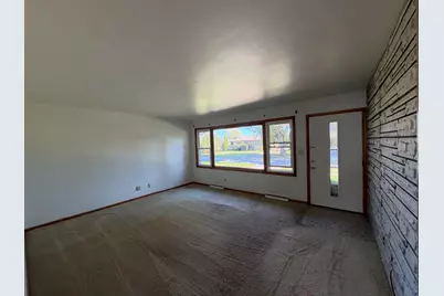 10004 Erie Place, Highland, IN 46322 - Photo 8