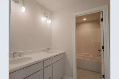 1659 Trailbrook Drive, Valparaiso, IN 46385 - Photo 2