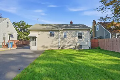 3340 Highway Avenue, Highland, IN 46322 - Photo 2