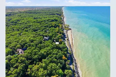 827 E Lake Front Drive, Beverly Shores, IN 46301 - Photo 4