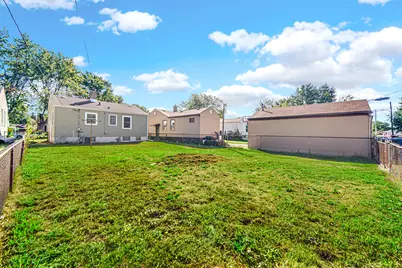 7322 Jarnecke Avenue, Hammond, IN 46324 - Photo 2